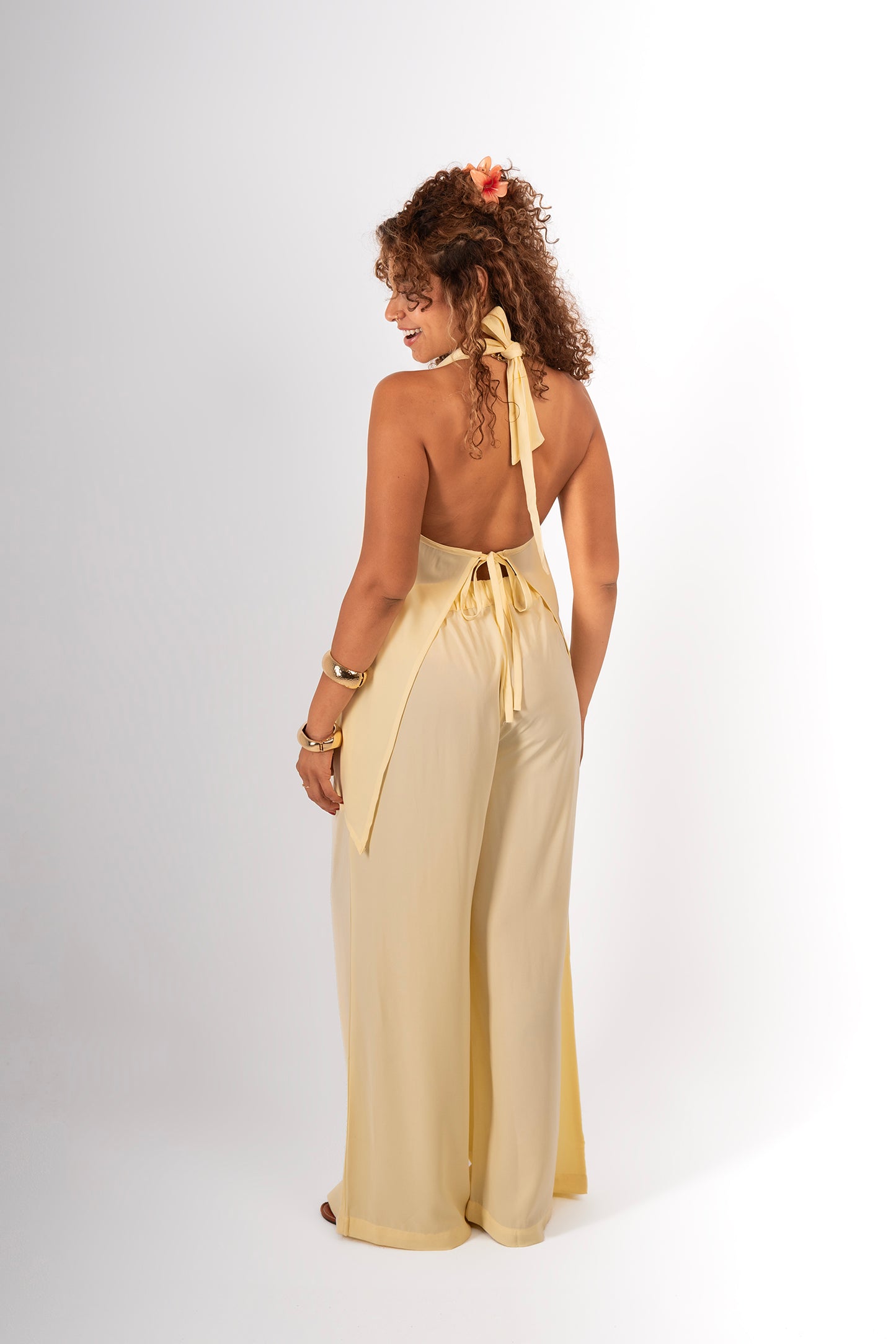 Backless vest set